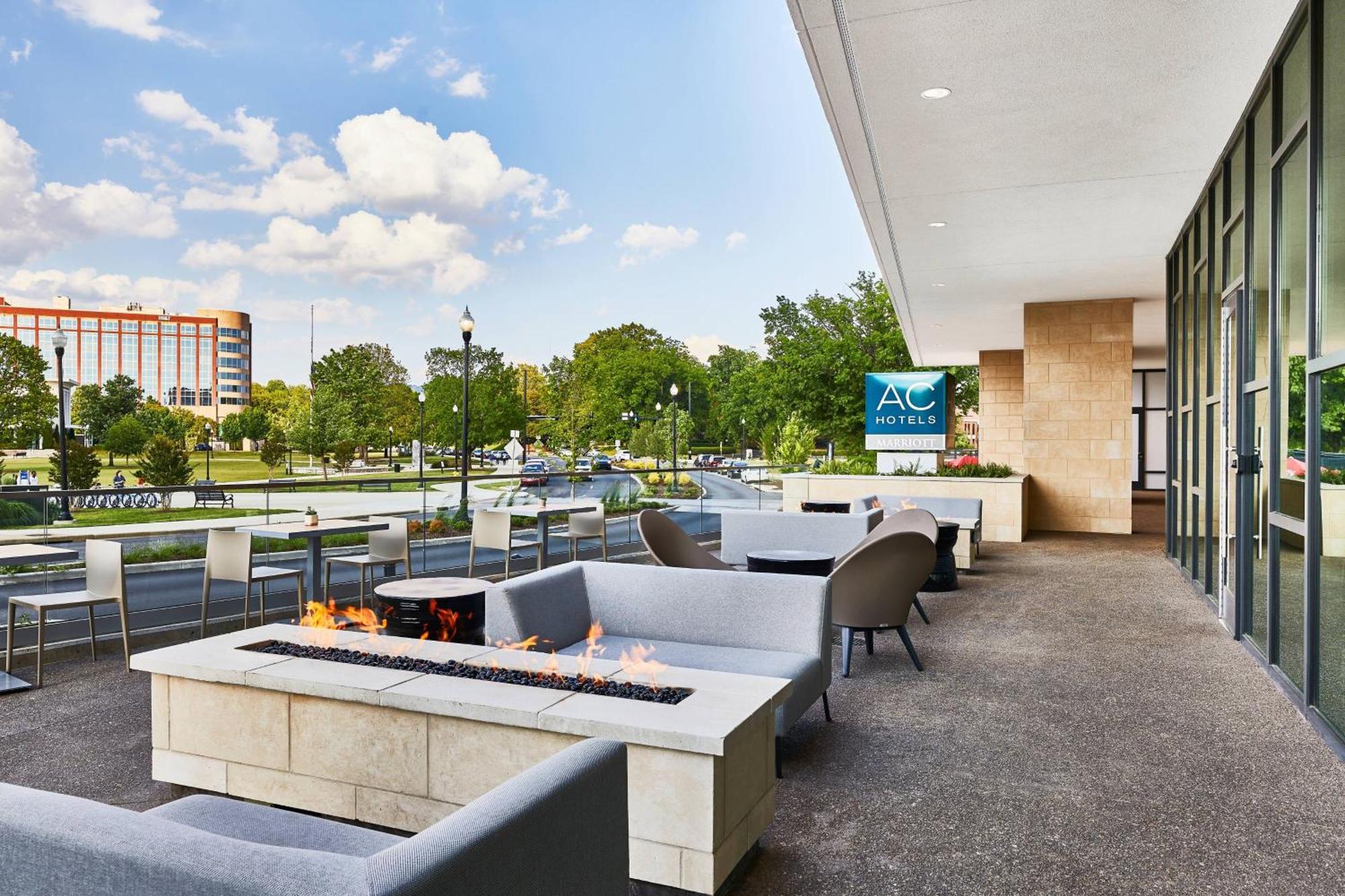 Ac Hotel By Marriott Huntsville Downtown Exterior photo